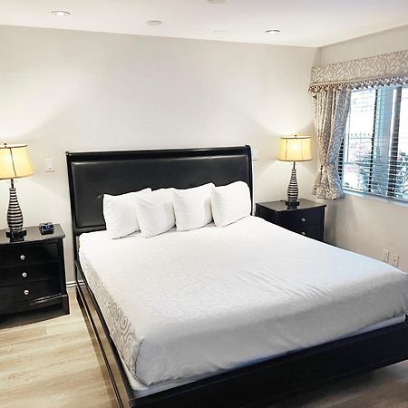 Catalina Courtyard Suites Avalon Esterno foto