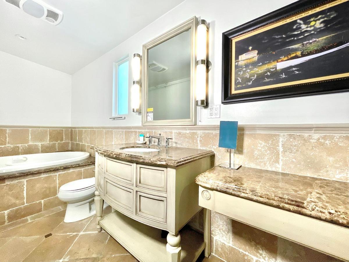 Catalina Courtyard Suites Avalon Esterno foto