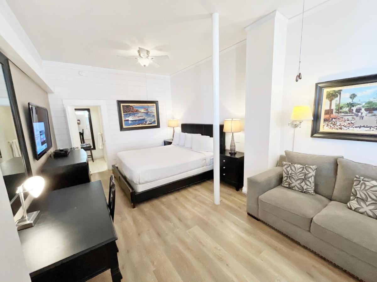 Catalina Courtyard Suites Avalon Esterno foto