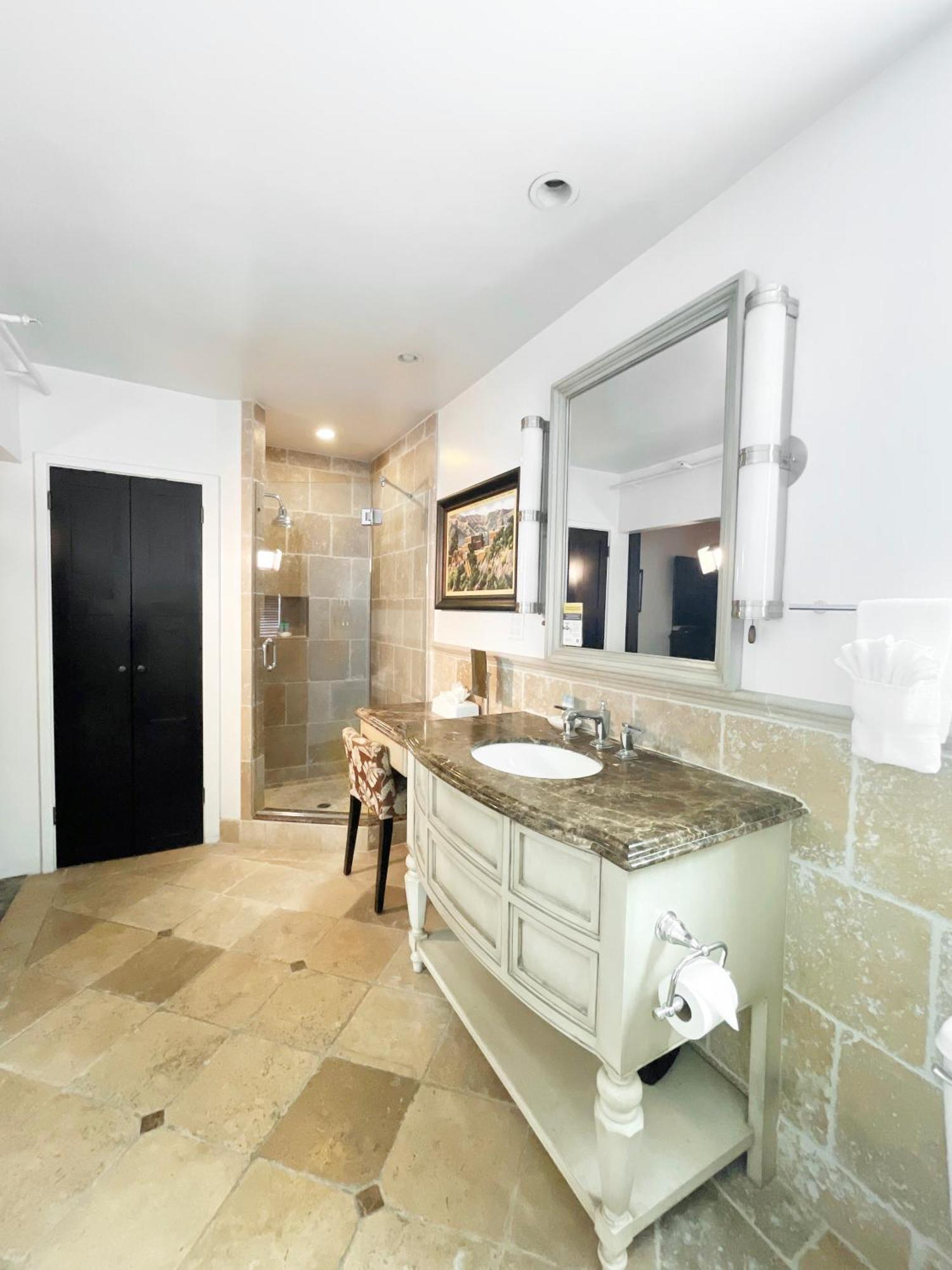 Catalina Courtyard Suites Avalon Esterno foto