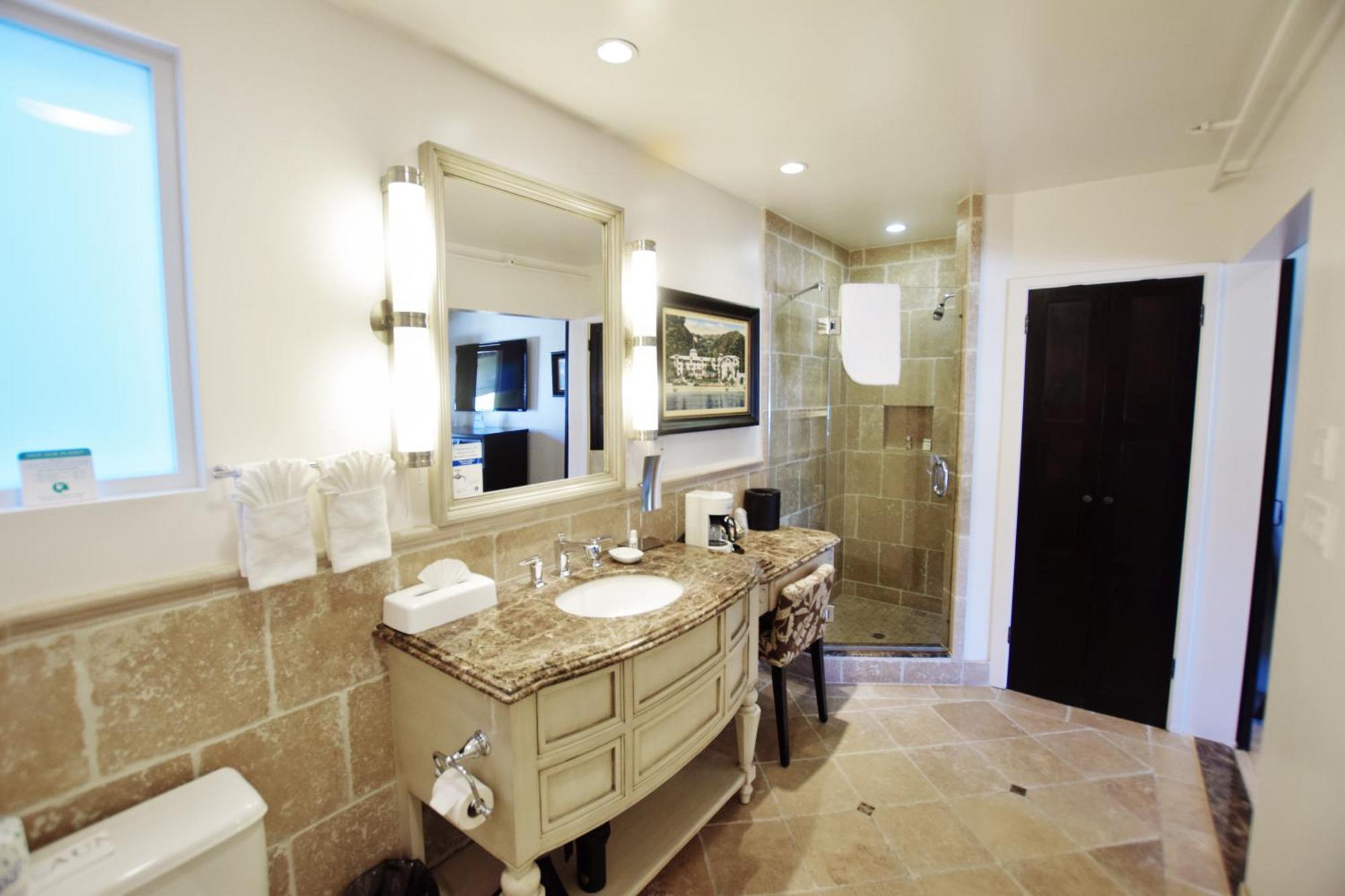 Catalina Courtyard Suites Avalon Esterno foto